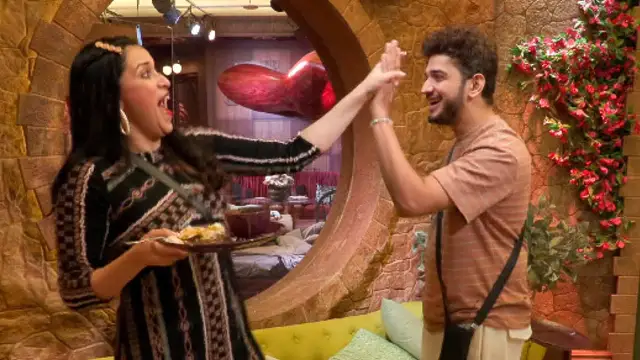 இது குடும்பங்கள் பார்க்கும் ஷோ இல்லையா? பிக் பாஸ் போட்டியாளரின் செயலை கண்டு முகம் சுளிக்கும் ரசிகர்கள்.