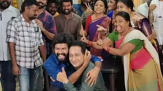4 ஆண்டுக்கு முன் பாக்கியலட்சுமி அடிக்ஷன் போது எடுத்த புகைப்படத்தை பகிர்ந்த இனியா. எப்படி இருந்துள்ளார் பாருங்க.