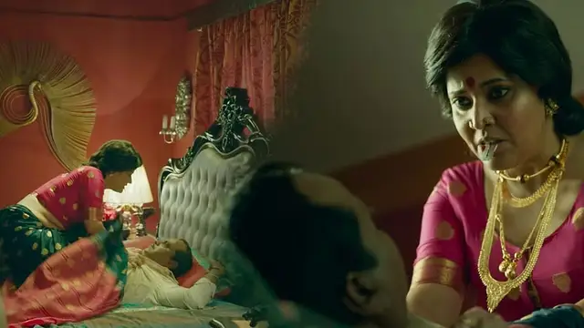 கதறி கதறி அழுத வீடியோவை வெளியிட்ட புஷ்பா பட நடிகை - குழப்பத்தில் ரசிகர்கள்.