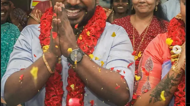 பொண்ணு வேறு யாரும் இல்ல - தன் வாருங்காள மனைவி குறித்து மனம் திறந்த நாஞ்சில் விஜயன்.