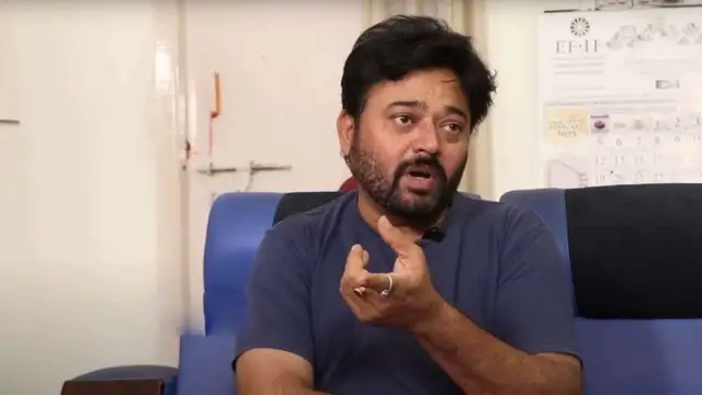 சீரியல் நடிகர் தேவ் ஆனந்தின் 23 வயது மகனை பார்த்துள்ளீர்களா ? இவருக்கு இவ்ளோ பெரிய மகனா