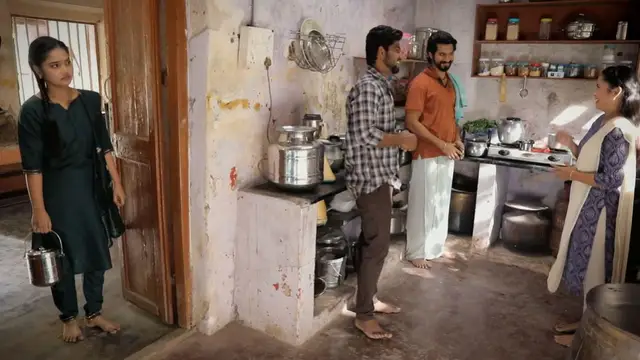 நிலாவின் மீது வெறுப்பை கொட்டும் வானதி, ராகவ் செய்த வேலையால் கடுப்பான சோழன் - அய்யனார் துணை