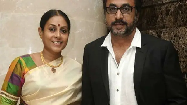 விவாகரத்து ஆனவர் என்று தெரிந்தும் சரண்யாவை போனில் வித்யாசமாக புரபோஸ் செய்து திருமணம் செய்த பொன்வண்ணன்.