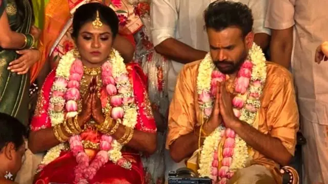 பிரேம்ஜியை ஒதுக்கி வைத்து பிரபல நடிகர் மகனின் திருமணத்திற்கு சென்ற இளையராஜா- காரணம் இது தான்
