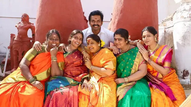 '15நாள்ல எப்ப வேணா ரூமுக்கு வந்துட்டு போவோம்'னு சொன்னாங்க -  அட்ஜஸ்டமெட் குறித்து கேட்ட இயக்குனரை நாறடித்துள்ள நடிகை.