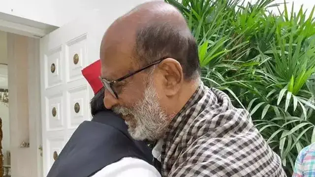 9 வருடங்களுக்கு பின் உத்தரப்பிரதேசத்தின் முன்னாள் முதலமைச்சரை சந்தித்த ரஜினி. இதான் காரணமாம்.