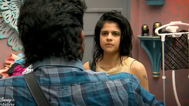 நானும் மனுஷி தானே முதல் முறையாக கண்ணீர் விட்டு அழுத மாயா - யார் காரணம் தெரியுமா?