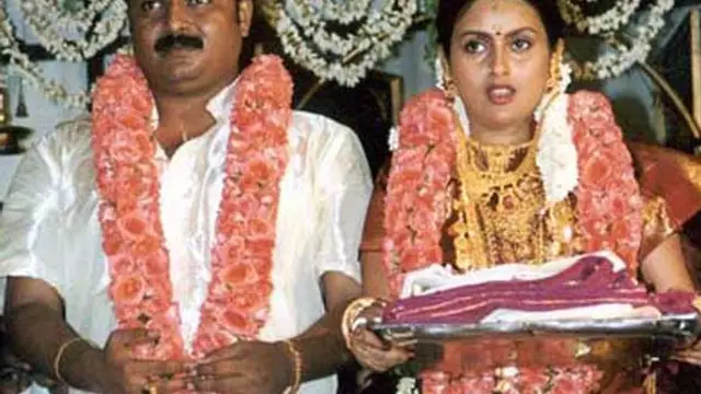இந்த ஜென்மத்திற்கும் அவள் ஒருத்தி தான் - மனவியுடன் ஏற்பட்ட பிரிவு. அட இந்த சமுத்திரம் பட நடிகை தான் இவர் மனைவியா.