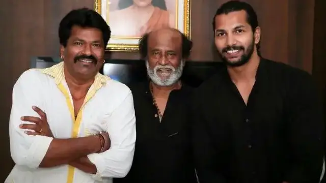 அப்பா தான் வில்லன், மகன் பக்கா ஹீரோ மெட்டீரியல் - சினிமாவில் களமிறங்கிய பிரபல நடிகரின் மகன்.