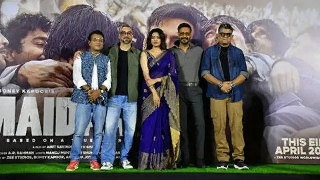 ஒரு பெண்ணிடம் இப்படியா நடந்து கொள்வது? போனிகபூரை வறுத்து எடுக்கும் ரசிகர்கள்