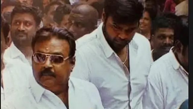 கேப்டனின் இறப்பிற்கு பின் அவரது செல்லமான இளைய மகன் ஷண்முக பாண்டியன் போட்ட உருக்கமான பதிவு.