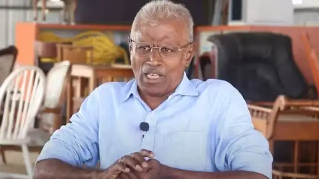 சிம்பு குறித்து தப்பாக பேசிய தயாரிப்பாளர்- அப்படியே சிம்புவிடம் போட்டுக்கொடுத்த கெளதம் மேனன்