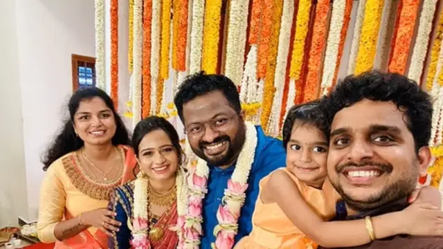 பெண் விமர்சகருடன் காதல், சத்தமில்லாமல் திருமணத்தை முடித்த சர்தார் பட இயக்குனர்.