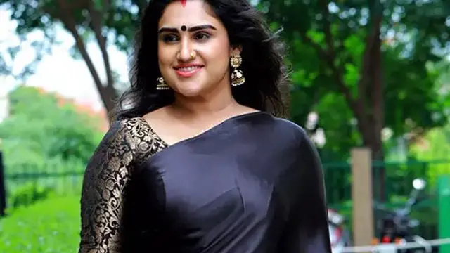 3 முறை அந்த நோய் வந்தது ஆனா அவர் நிறுத்தல, இறக்கும் போது மஞ்சுளா சொன்ன ரகசியம்- மனம் திறந்த வனிதா விஜயகுமார்