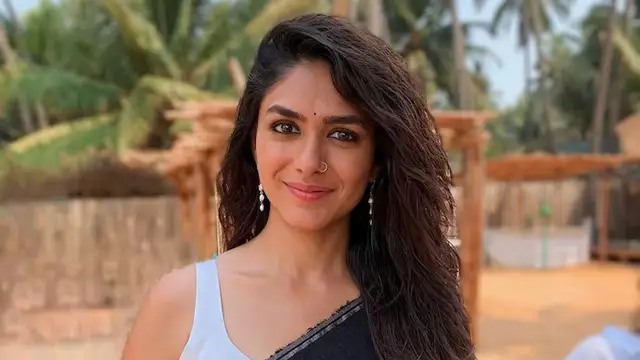 அட கடவுளே, காதல்ன்னா நடிகை மிருணாள் தாக்கூருக்கு இவ்வளவு பயமா? காரணம் இது தான்