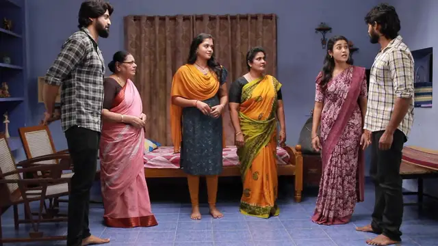 விஜய்யின் காலில் விழுந்து நன்றி சொன்ன சாரதா , ஆத்திரத்தில் பொங்கும் கங்கா- மகாநதி