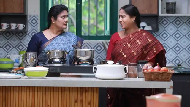 தன் மாமியார் சொன்ன வார்த்தையால் கொந்தளித்த சாரதா - அடுத்து என்ன? மகாநதி
