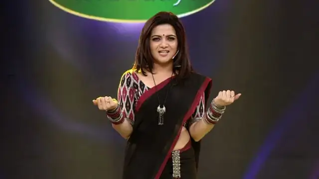 அனிருத் கிட்ட அத கேளு கேளுனு திட்னாங்க, கடைசி வரை நான் அந்த கேள்விய கேட்கவே இல்லை - டிடி சொன்ன காரணம்.