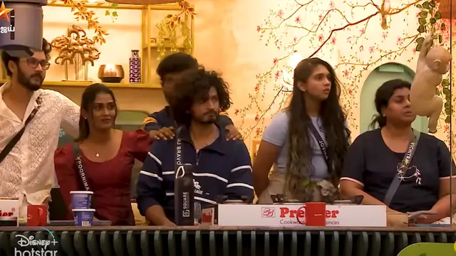 அக்ஷயாவிற்கு கேரள ரசிகர்கள் அடித்த பேனர்- அடங்கப்பா பயங்கரமான PR டீம் போலயே