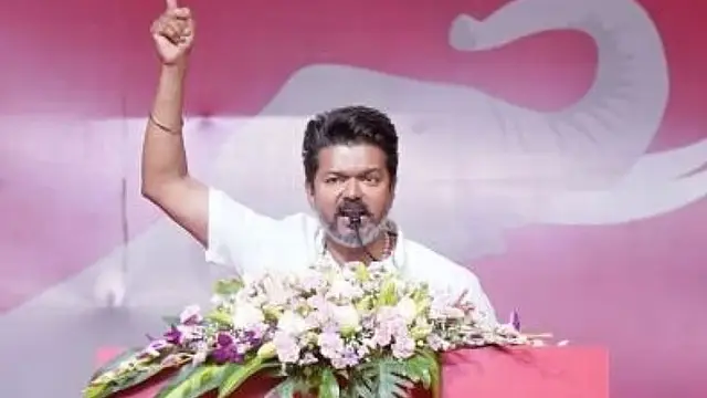 சொகுசு கார்களுக்கு நடுவில் TVS XL வாங்க காரணம் என்ன? தவெக தலைவர் விஜய்யின் சொத்து மதிப்பு
