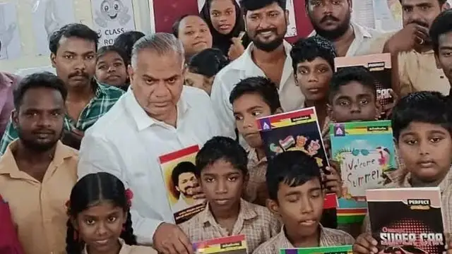 'மாட்டிக்கிட்டாரு ஓர்த்தரு' - கேலிக்கு உள்ளான விஜய் பாடசால திட்டம். என்னென்னு தெரியுதா இல்லையா ?