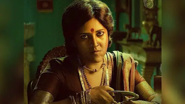 Flowerனு நெனச்சியா fireரு - கணவர் குறித்து பேசிய நெட்டிசனை செருப்பால் அடிப்பேன் என்று திட்டிய புஷ்பா பட நடிகை.