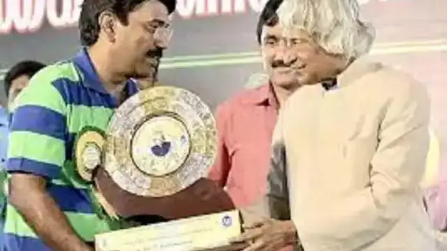 மாணவர்களை அழ வைத்து குற்ற உணர்ச்சியில் தள்ளுகிறேனா? விமர்சங்களுக்கு தாமு விளக்கம்.