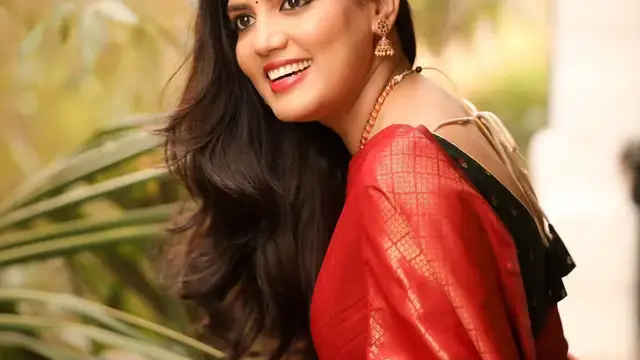நமக்கு அம்மா ஆகுற தகுதி இல்லையா?ன்னு அழுதேன் - கர்ப்பமாக இருக்கும் விஷயத்தை கண்ணீருடன் வீடியோ வெளியிட்ட பனிமலர்
