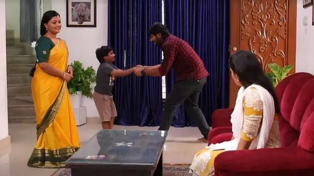 மனோஜ் சொன்ன வார்த்தையால் பாளர்ன்னு விட்ட அண்ணாமலை, உடைந்து போன முத்து- சிறகடிக்க ஆசை