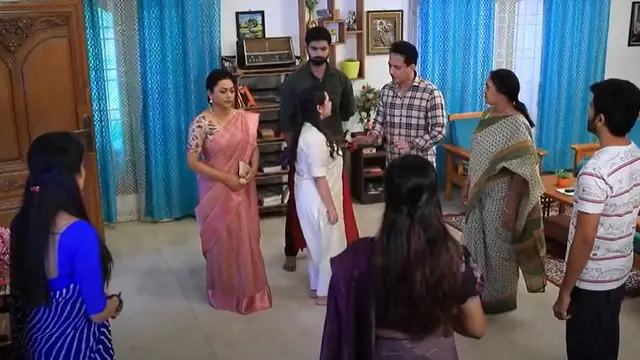 மாலை கழுத்துடன் மீண்டும் கோபி-பாக்கியா? வைரலாகும் புகைப்படம் - குழப்பத்தில் ரசிகர்கள்