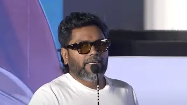 500 ஆண்டு பிரச்னை தீர்த்துவிட்டதாகச் சொல்றாரு. ஆனா - ராமர் கோவில் குறித்த ரஜினியின் பேச்சுக்கு ரஞ்சித் எதிர்ப்பு.