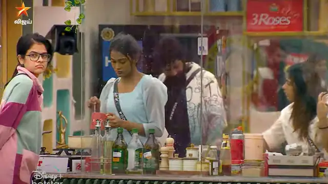 நிக்சனுக்கு அடிக்கப்பட்ட அடுத்த மணி, யார் தெரியுமா? நாமினேட் ஆகிவிடுவோமோ என்ற பயத்தில் நிக்சன்.