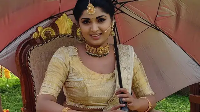 நண்பனையே கரம் பிடித்த வானத்தை போல சீரியல் நடிகை - திருமண புகைப்படங்கள் இதோ