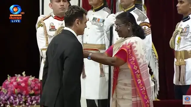 விருது வாங்கிய கையுடன் திடீரென மருத்துவமனையில் அனுமதிக்கப்பட்ட அஜித் -  என்ன ஆச்சு தெரியுமா?