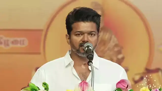 இலவச வீடு கட்ட விஜய் காசு கொடுத்தாரா? நிருபர் கேள்விக்கு புஸ்ஸி ஆனந்த் நச் பதிலடி