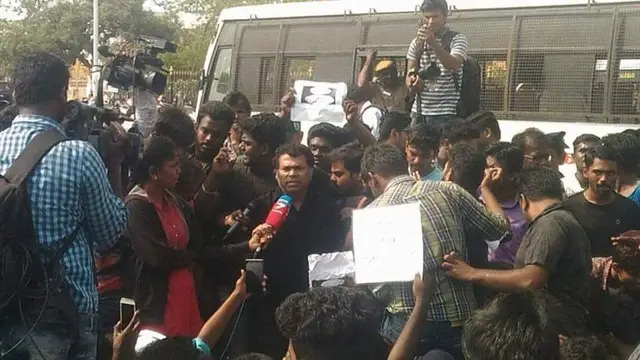 ஜல்லிக்கட்டின் போது மயில்சாமி செய்துள்ள விஷயம், மோகன் ஜியின் chat ஆதாரத்துடன் போராட்ட ஒருங்கிணைப்பாளரின் பதிவு