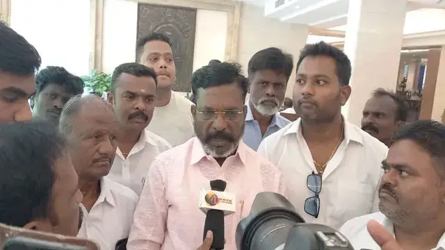 பிரகாஷ் ராஜுக்கு அம்பேத்கர் சுடர் விருதை வழங்கிய திருமாவளவன் - மேடையில் தெறிக்கவிட்ட பிரகாஷ் ராஜின் பேச்சு
