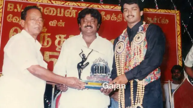 ஐயோ,எனக்கு வேண்டாம் தம்பிக்கு செய்ங்க,அவர் தான் வளர்ந்து வந்துட்டு இருக்கார் - விஜய்க்காக விட்டு கொடுத்துள்ள கேப்டன்.