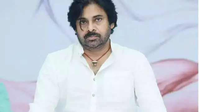 ஹிந்தியில் டப் செய்யாதீங்க, காசு மட்டும் வேணுமா? தமிழர்களை வெளுத்து வாங்கிய நடிகர் பவன் கல்யாண்
