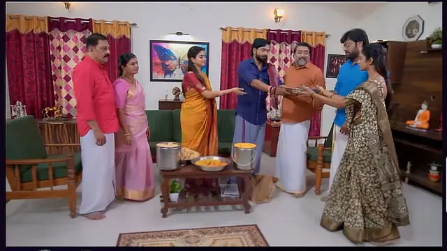 வேட்டியை உருவி ஓட விட்ட ஷண்முகம், இசக்கியின் உயிரை எடுக்க துணிந்த சௌந்தரபாண்டி- அண்ணா சீரியல்