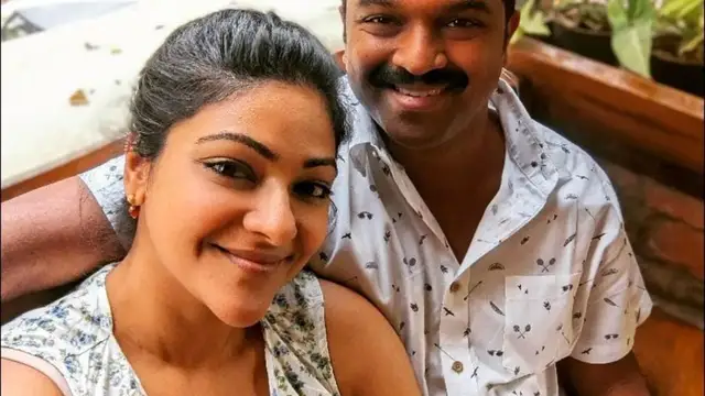 திருமணமாகி 14 ஆண்டுகள் கழித்து பெண் குழந்தையை தத்தெடுத்ததை அறிவித்த விருமாண்டி பட நடிகை.