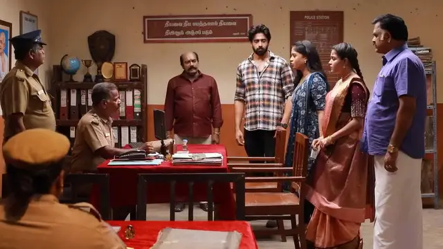 போலீஸ் ஸ்டேஷனில் ராகினியை வெளுத்து வாங்கிய காவிரி, விஜய்யின் நிலை என்ன? விறுவிறுப்பில் மகாநதி
