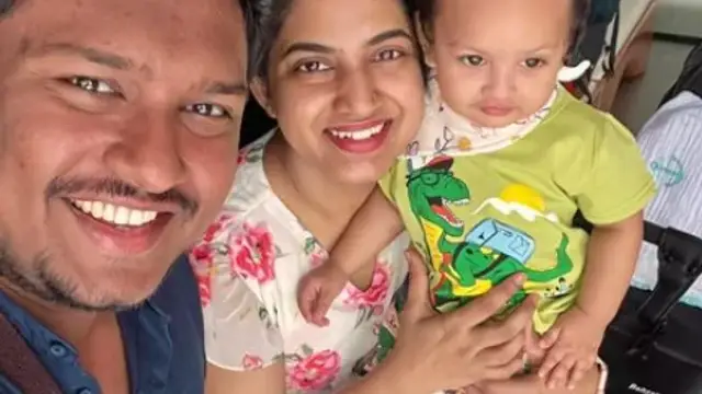 சீரியல் ஜோடி அன்வர்-சமீராவிற்கு 2வது குழந்தை பிறந்தாச்சு, அவர்களே வெளியிட்ட அழகிய புகைப்படம்