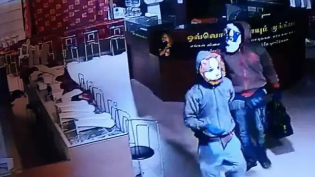 கார்த்தியின் ஜப்பான் படம் தமிழகத்தையே உலுக்கிய இந்த திருடனின் கதையா? இவர் யார் தெரியுதா?