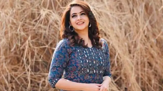 நீதிமன்றமே இப்படி பண்ணலாமா? நீதி கிடைக்கும் வரை போராடுவேன் - பாவனா வேதனை
