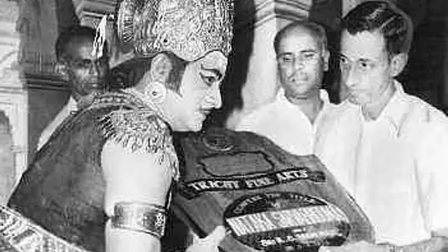 'இரு திலகங்களுக்கும் வேண்டியவர், ஆனால், உதவியே கேட்டது இல்லை' - இந்த தலைமுறை அறிந்திராத ஆர்எஸ் மனோகர் பற்றி அறிந்திராத பக்கம்