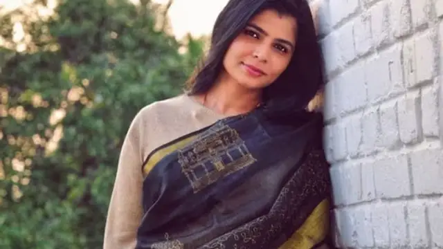 எனக்கு அப்போ 19 வயசு தான், அப்பவே ஏன் சொல்லன்னு கேட்கறவங்களுக்கு என் பதில் - சின்மயி  ஆவேசம்.