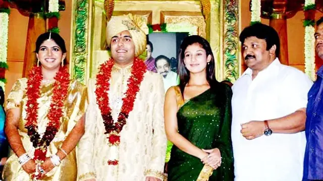மகளின் இரண்டாம் திருமணத்தை உறுதி செய்த பிரபு - பத்திரிக்கை கொடுக்கும் வேலை மும்மரம்.
