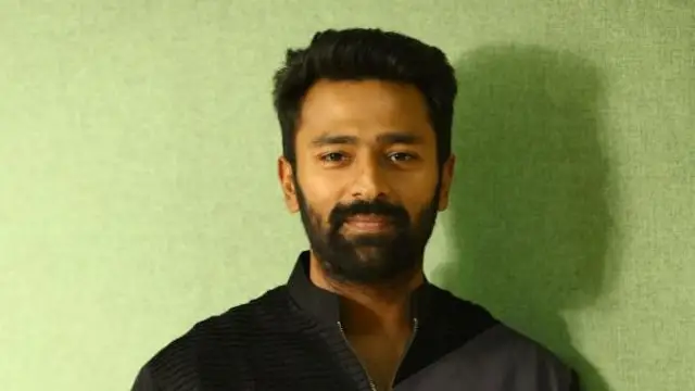 உங்கள புத்திசாலின்னு நினைச்சேன் விஜய் சேதுபதி - விமர்சனங்களுக்கு பதிலடி கொடுத்த நடிகர் சாந்தனு