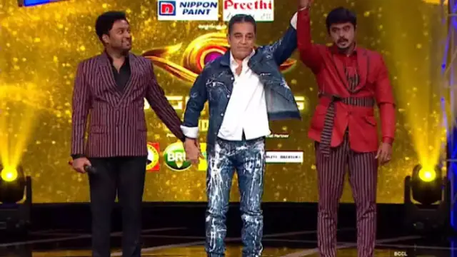 அசீம் அண்ணா அப்படி தள்ளவே இல்ல - அந்தர் பல்டி அடித்து தன்லட்சுமி. குறும்படம் போட்ட ரசிகர்கள்.